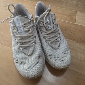 RUDIS - Unisex Stylish Cream Sneakers